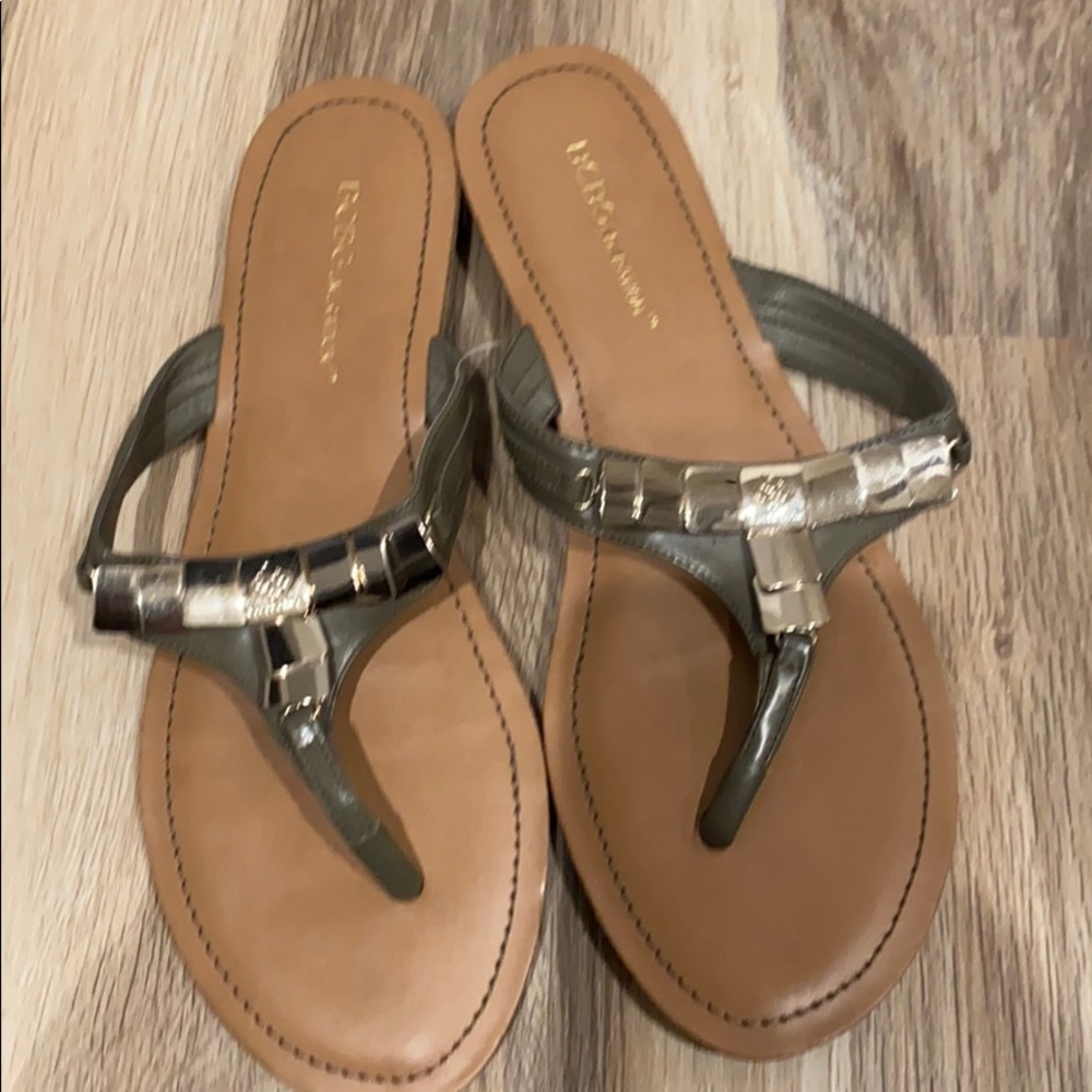 Brand new super cute sandals.